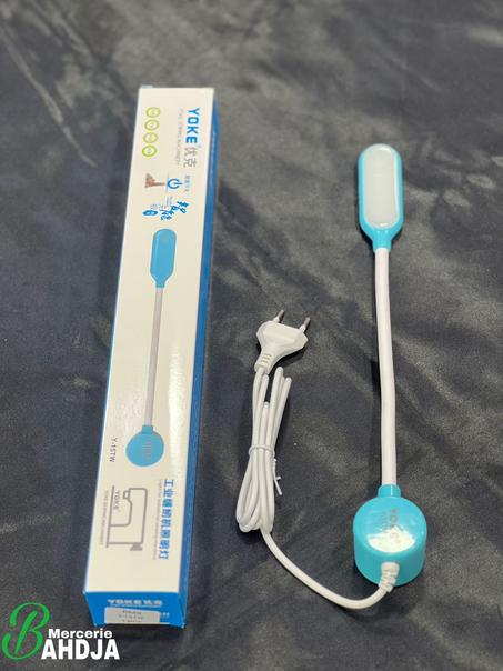 مصباح مع حامل مغناطيسي