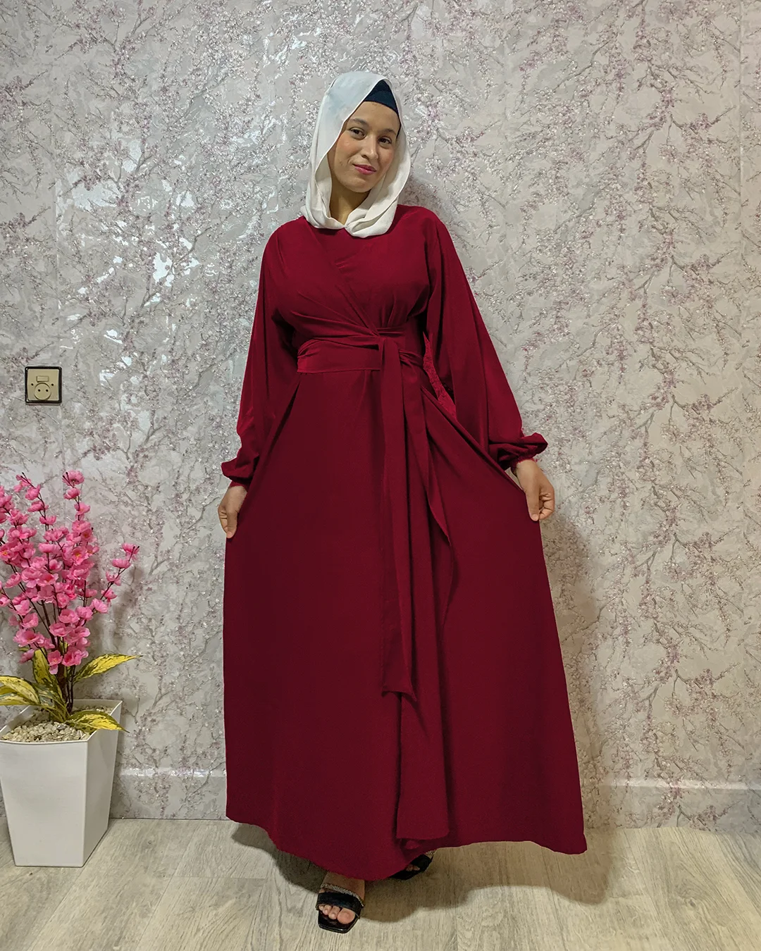 فستان من الكريب بألوان خريفية 2025