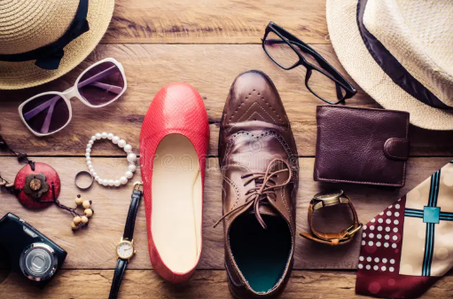 ملابس وأكسسوارت