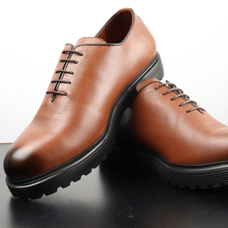 حذاء جلد كلاسيكي