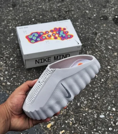 NIKE MIND 001 SABO GRIS