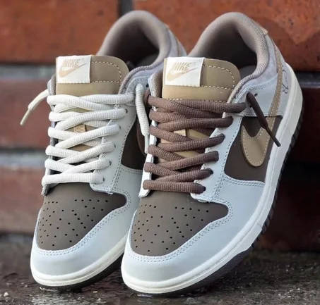 NIKE JORDAN LOW PANDA