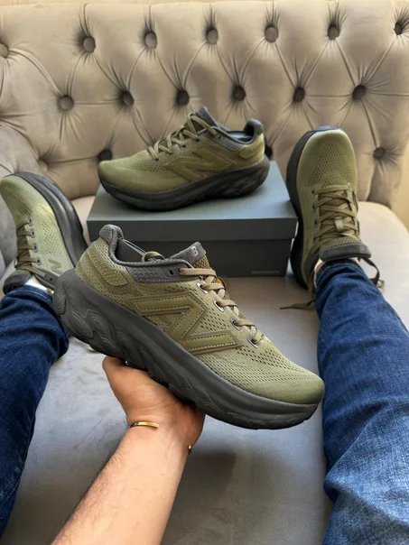 NEW BALANCE