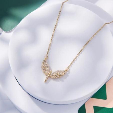 COLLIER AILES ÉLEGANT