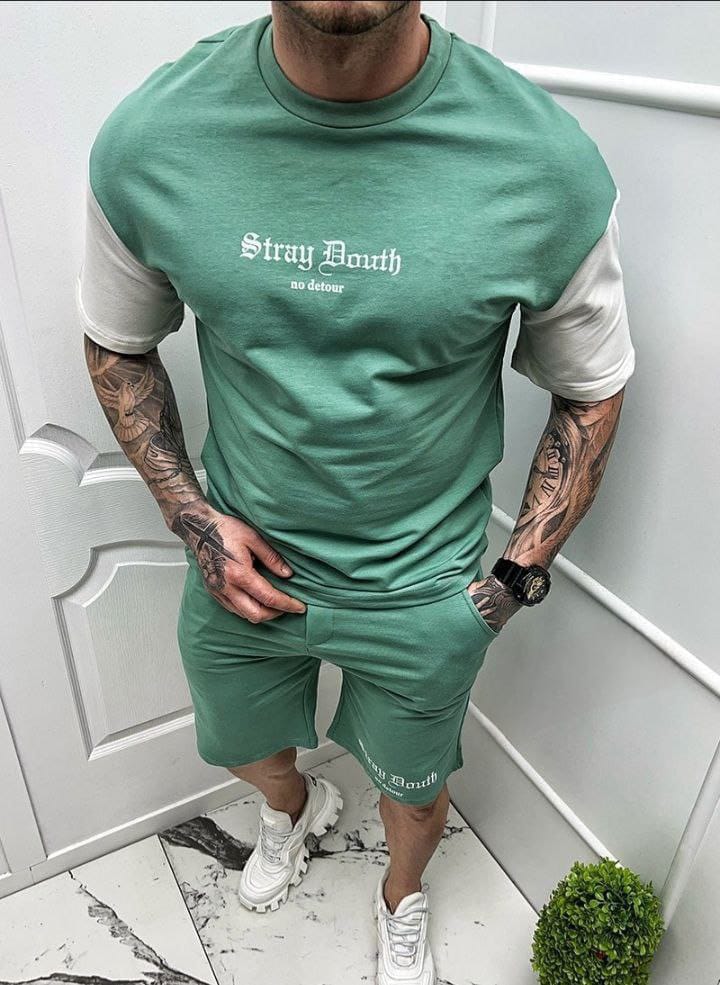 Ensemble T-shirt + short بجودة جد جد ممتازة ( قلب عاد خلص )