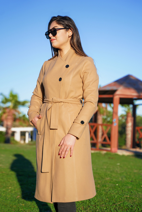 الفخامة والدفئ في قطعة واحدة: معطف نسائي لستقبال الشتاء ب أجمل اطلالة / ref 55