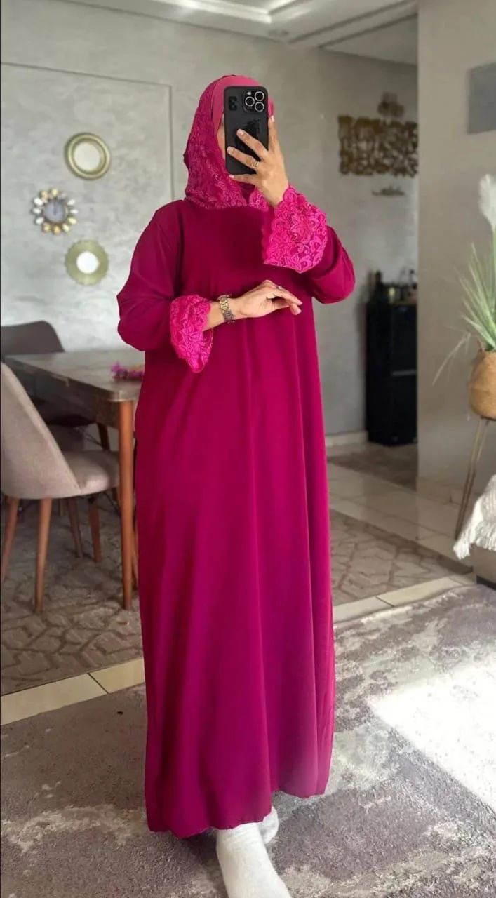 عباية انيقة للصلاة  بتصميم فاخر يجمع بين الفخامة والراحة