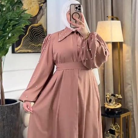 Abaya luxueuse pour les occasions et les sorties quotidiennes