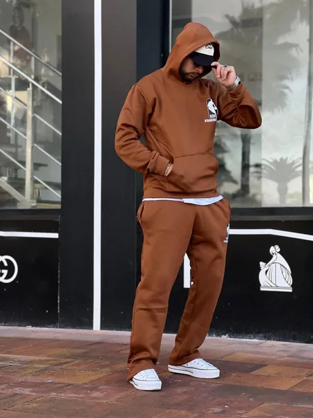 طقم شتوي فاخر – جودة تركية عالية، ستايل عصري، وأحسن راحة فالبرد 🧊🔥