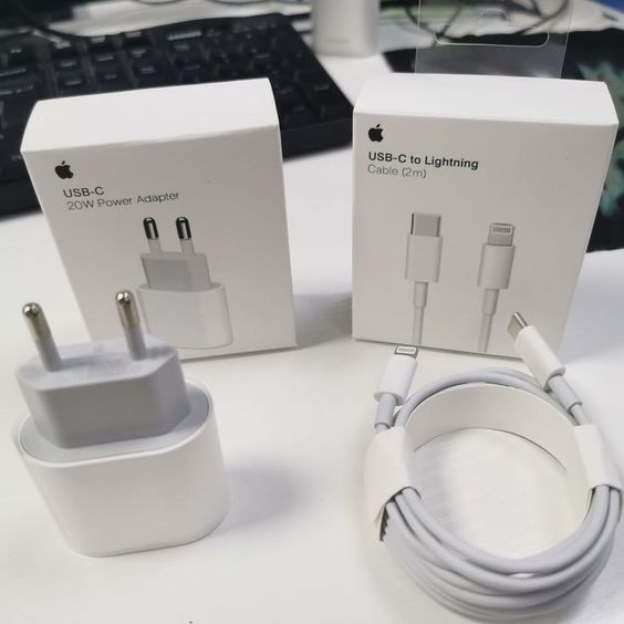 Adaptateur 20W + Câble Lightning ou USB-C – Charge Rapide
