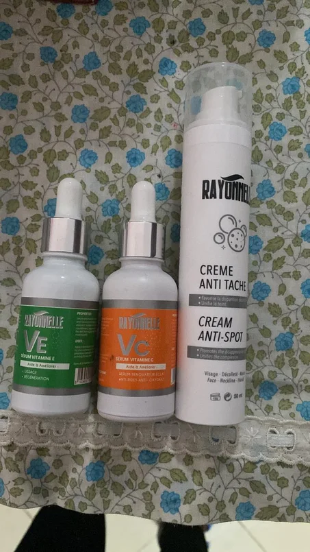 مجموعة RAYONNELLE للعناية بالبشرة