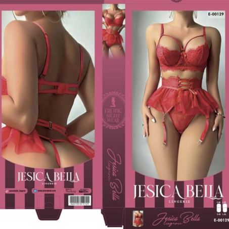 Ensemble lingerie avec porte-jarretelle