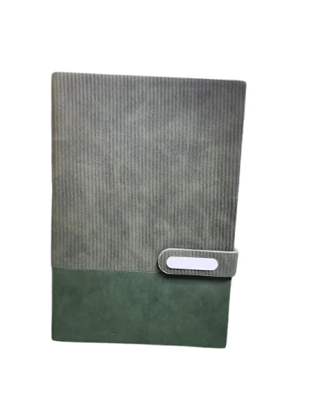 Agenda élégant avec couverture rigide et fermeture magnétique Couleur vert