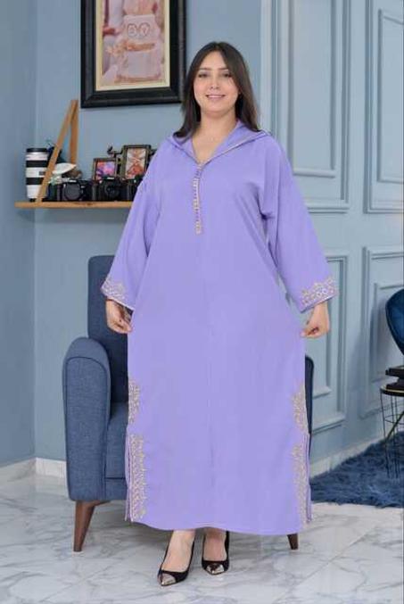 جلابة مخزنية بألوان صيفية