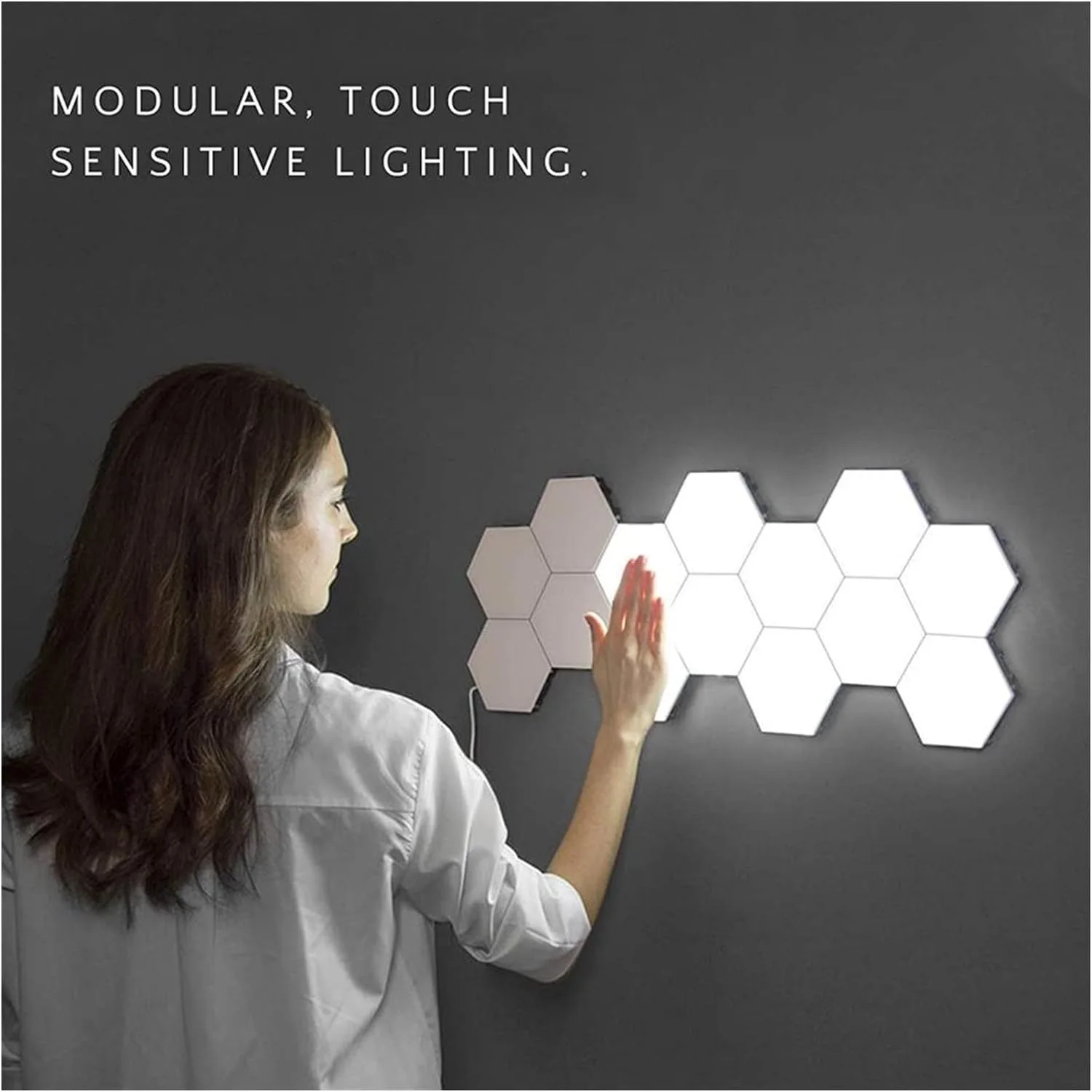 مصباح حائط LED يعمل باللمس بتصميم خلية النحل – 5 لوحات إضاءة عصرية قابلة للتخصيص