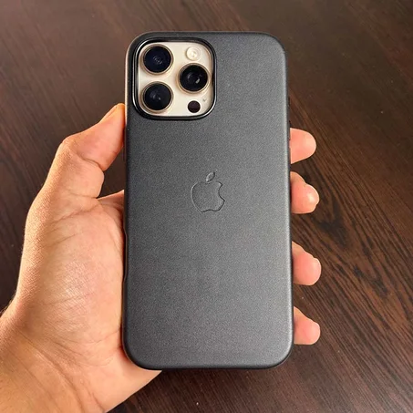 POCHATTE CUIRE HAUT QUALLITE