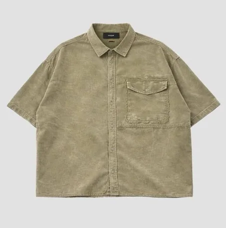 Washed Khaki لي كيجمع بين الراحة والأناقة! 👕🌿