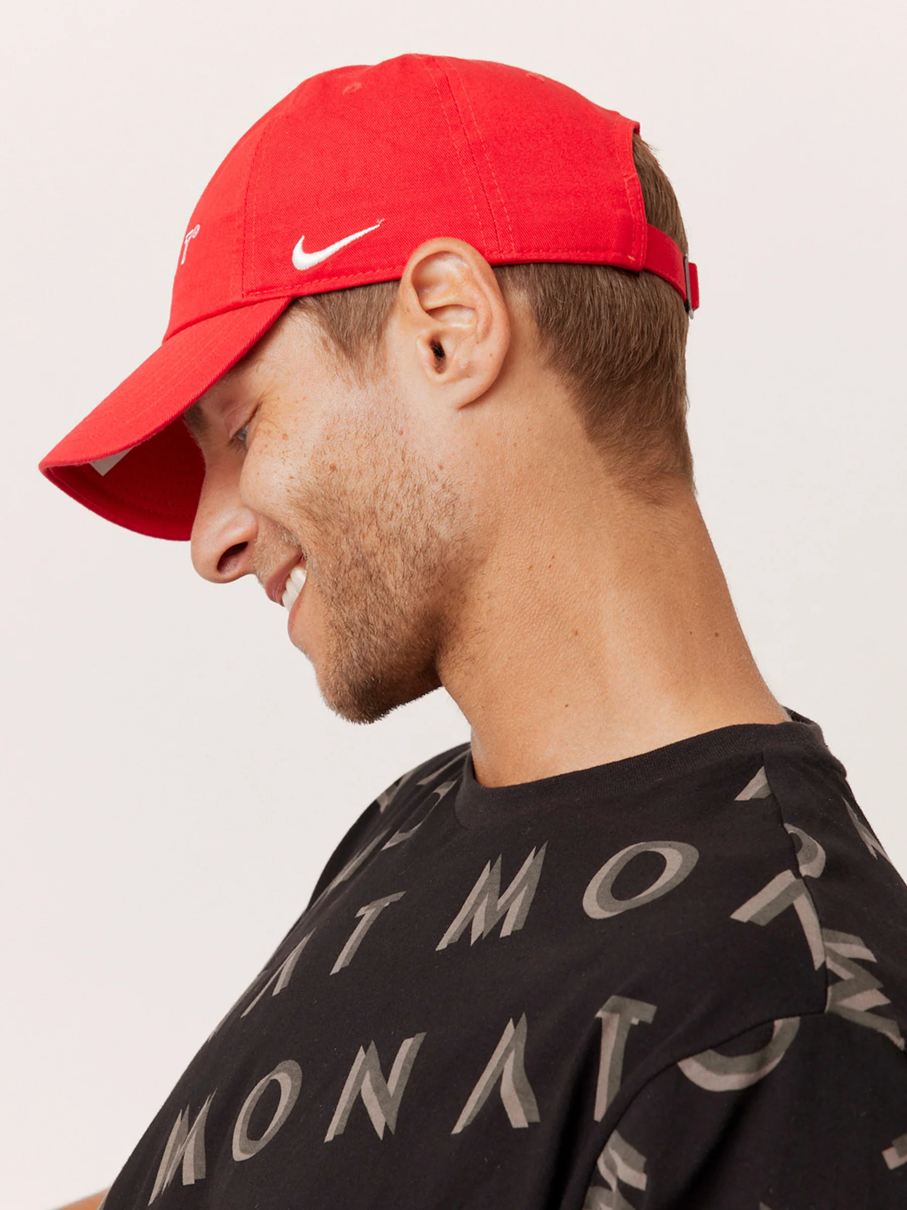 لحمر لي غيشعل ليك الستيل هاد الصيف! ❤️🧢