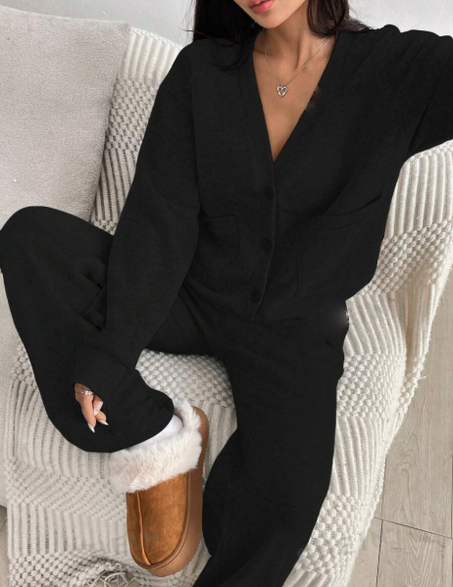 طقم شتوي نسائي مريح وأنيق من الكاشمير الممتاز