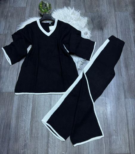 طقم ملابس نسائي شتوي أنيق من قطعتين