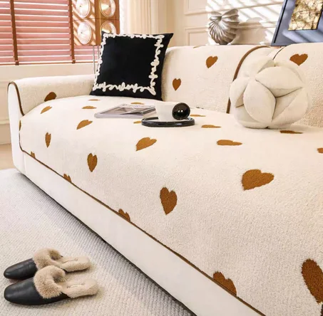 طقم بياضات جلد مقلوب قلوب