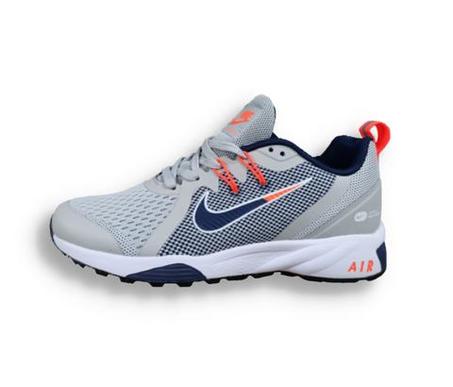 نايك حذاء رياضي