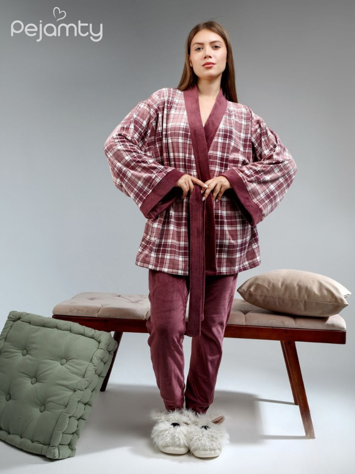 Pyjama Femme Élégant avec Robe de Chambre