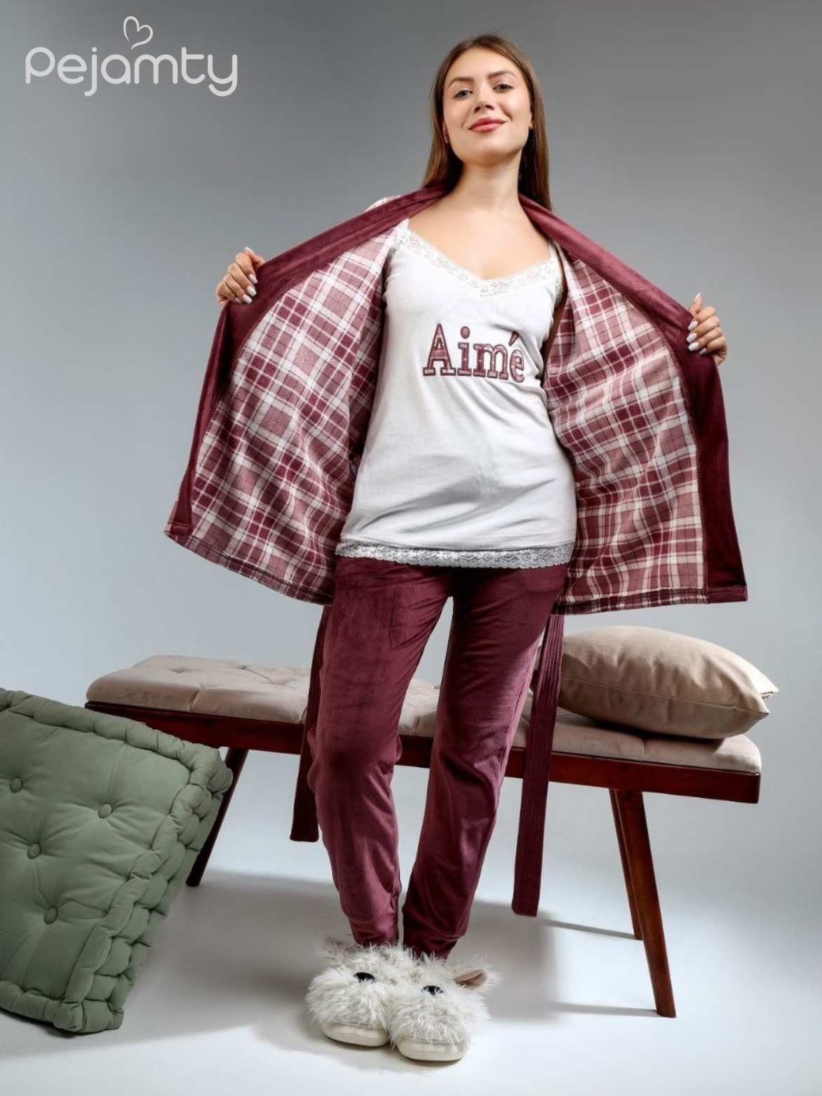 Pyjama Femme Élégant avec Robe de Chambre