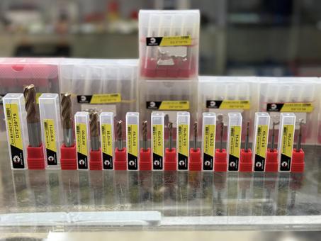 FRAISE CARBURE 4L HRC55