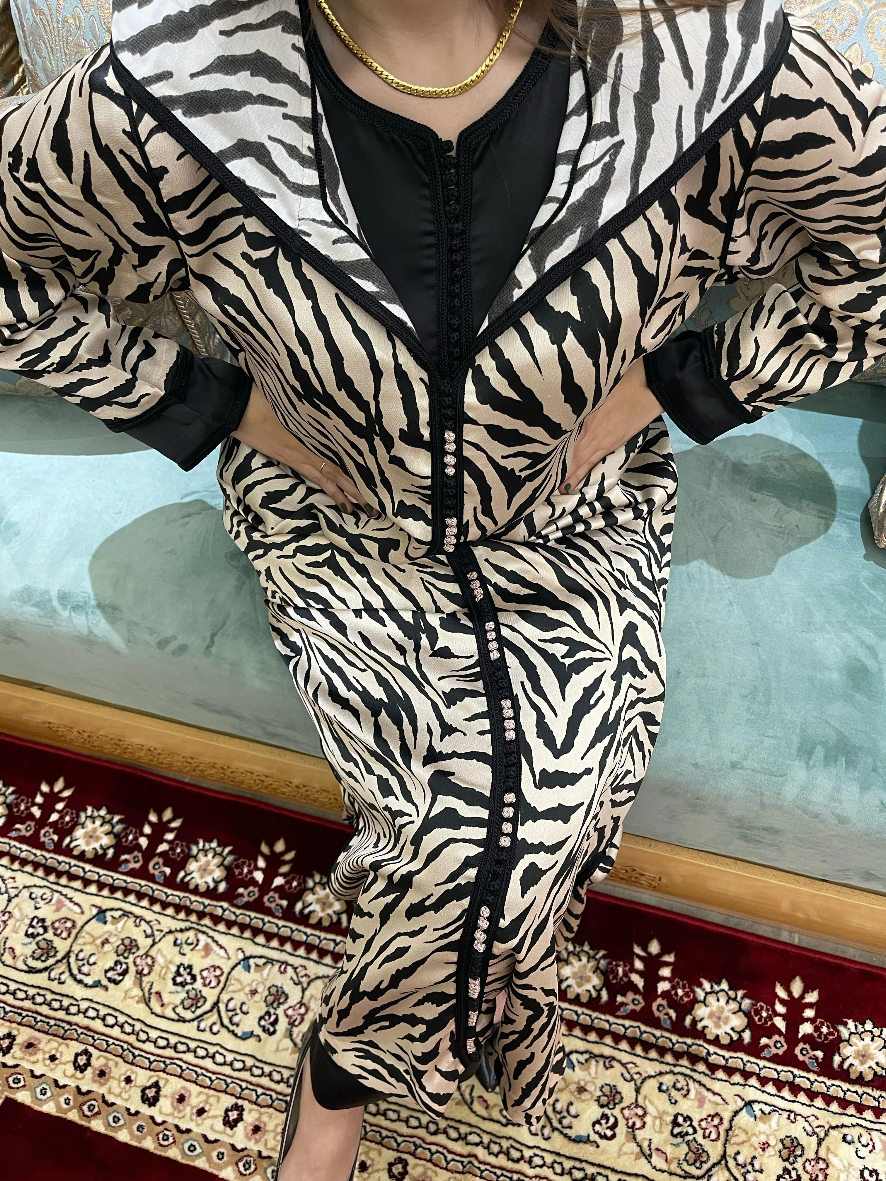 جلابة بنمط الزيبر من قطعتين 2