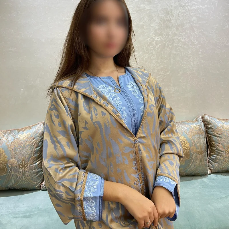 الكمخة: ثوب الملوك والأميرات/جلابة من قطعتين BLEU CIEL