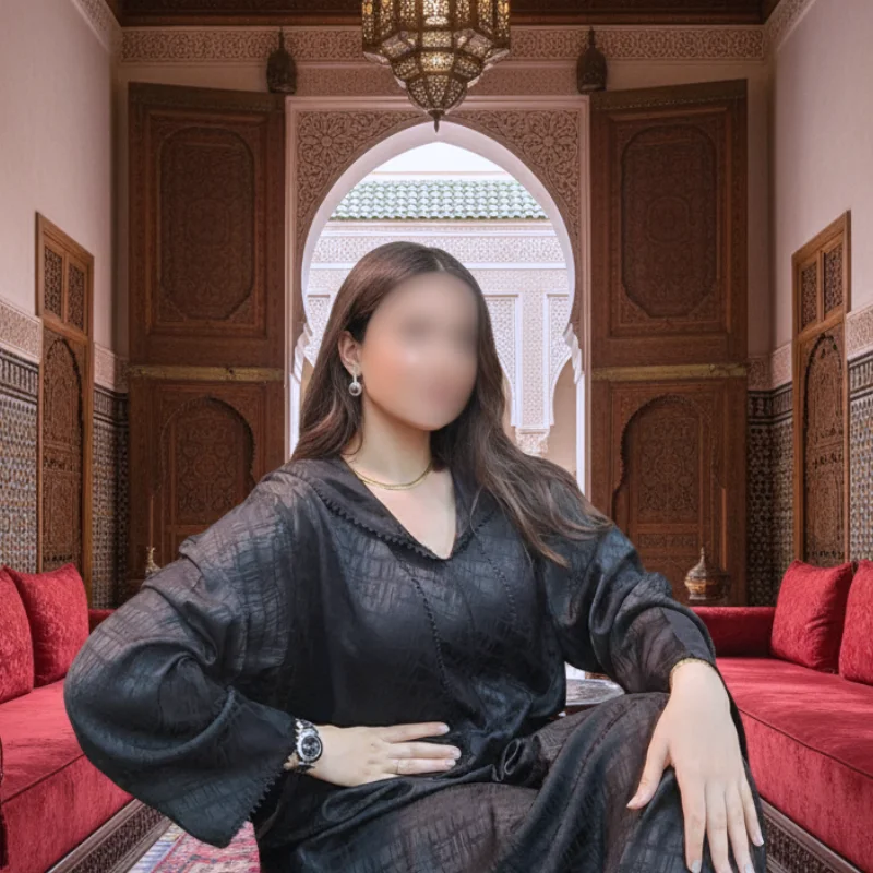 NOIR جلابة من قطعة واحدة كمخة