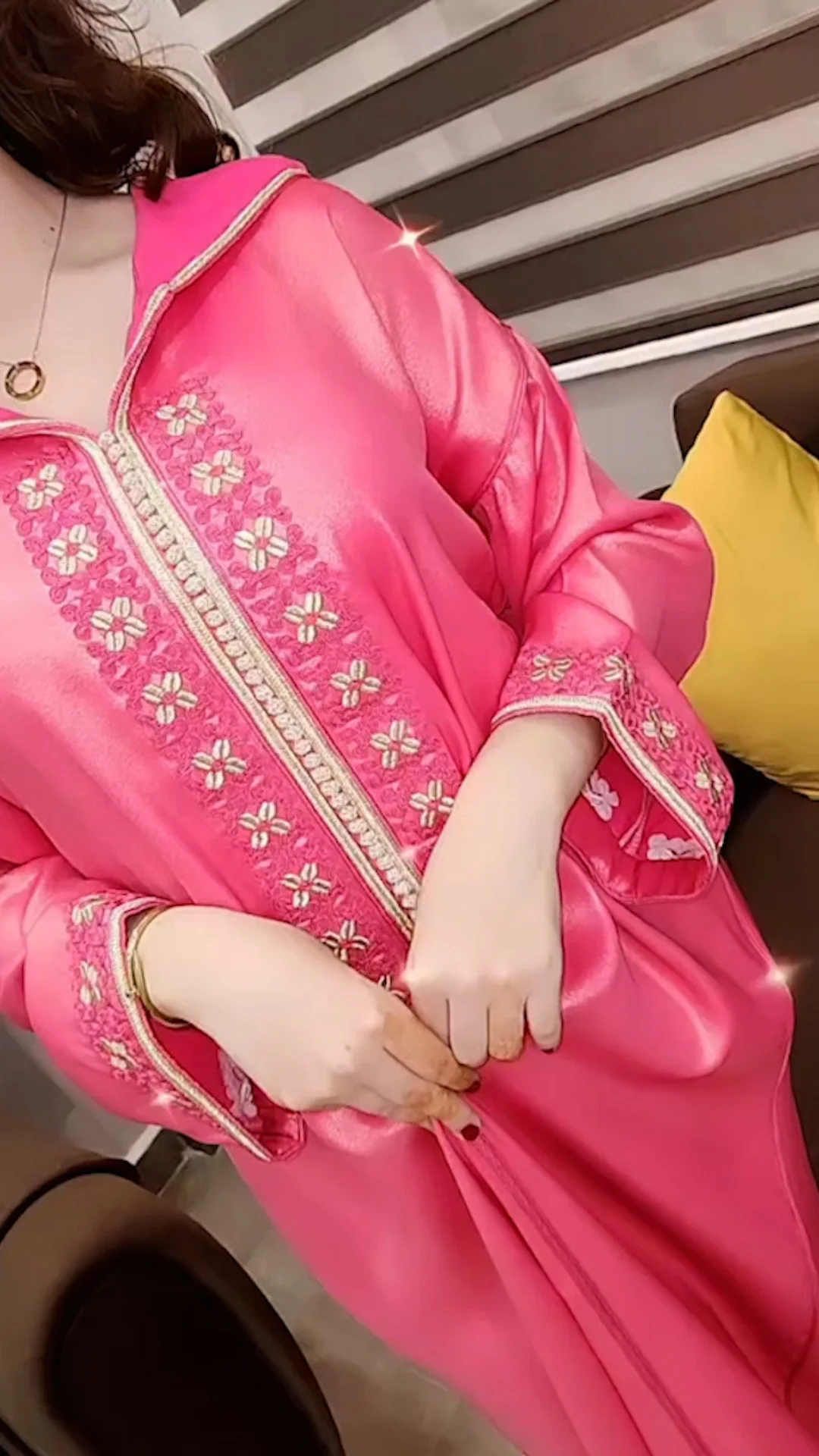 جلابة من قطعة واحدة ROSE