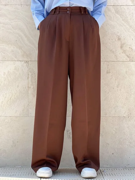 بنطالون  – فخامة هادئة ترافقك في كل وقت