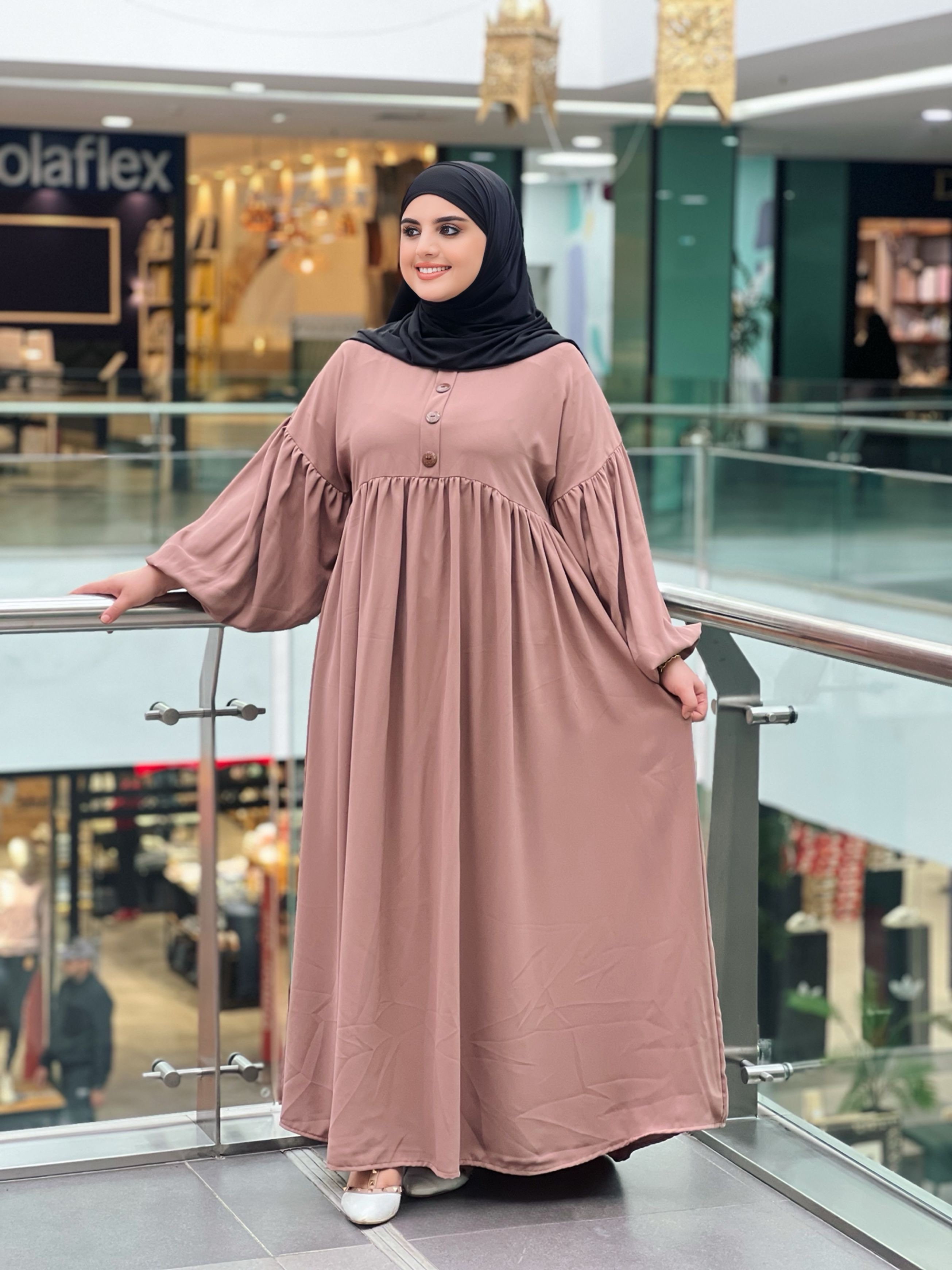 ✨ عباية صدفة بحلة جديدة ✨ (copy)