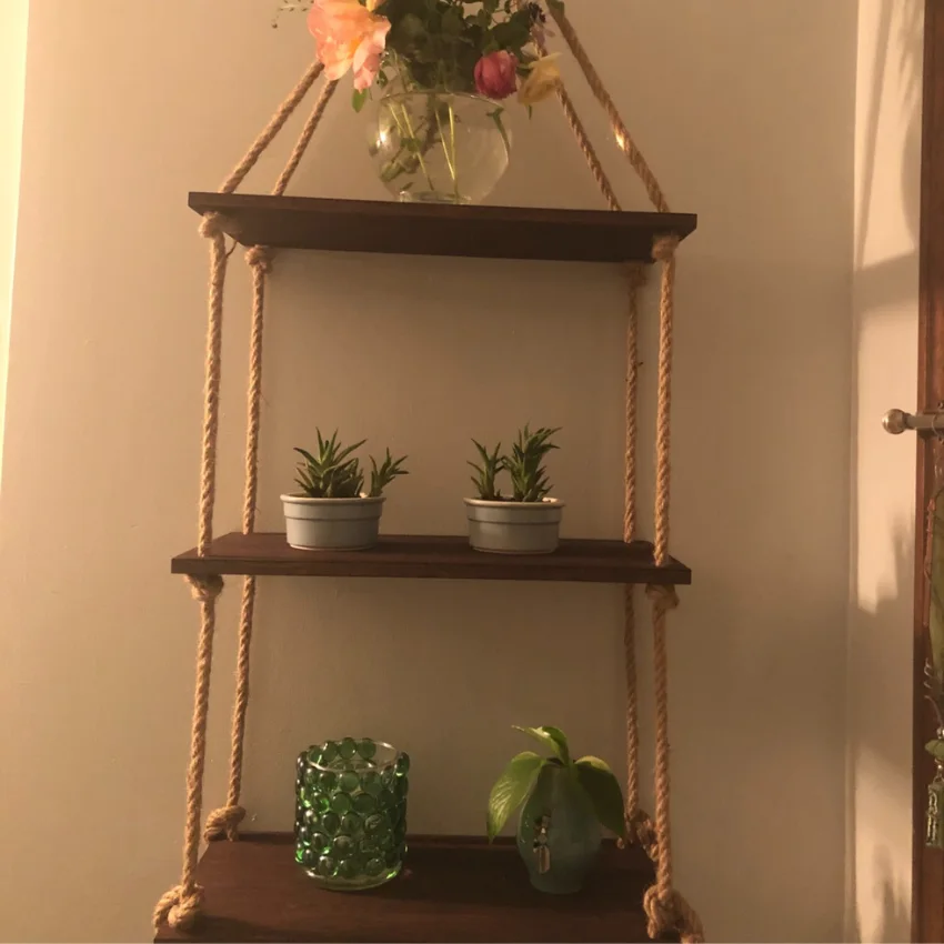 أرفف حائط معلقة + التوصيل مجاني