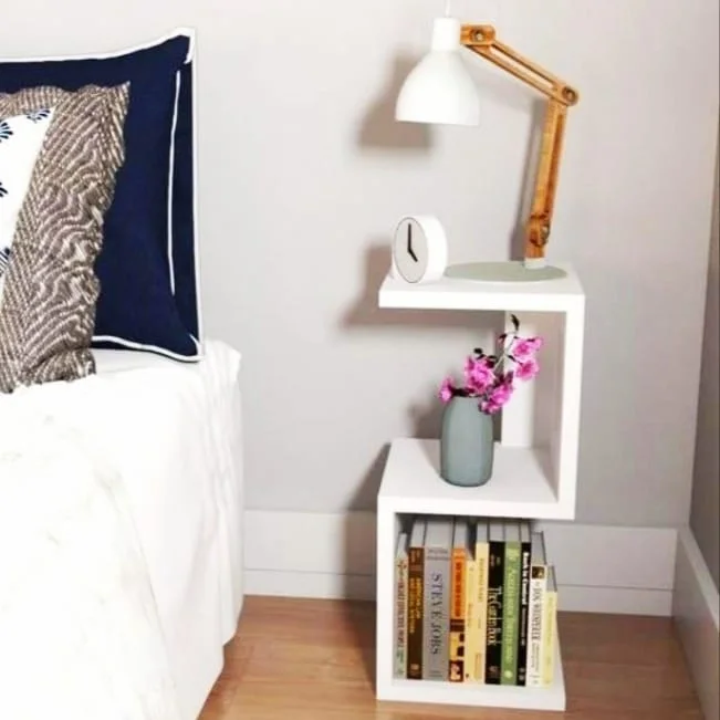 Coiffeuse en forme de 5