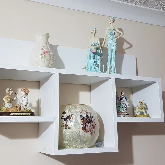 Etageres de rangement