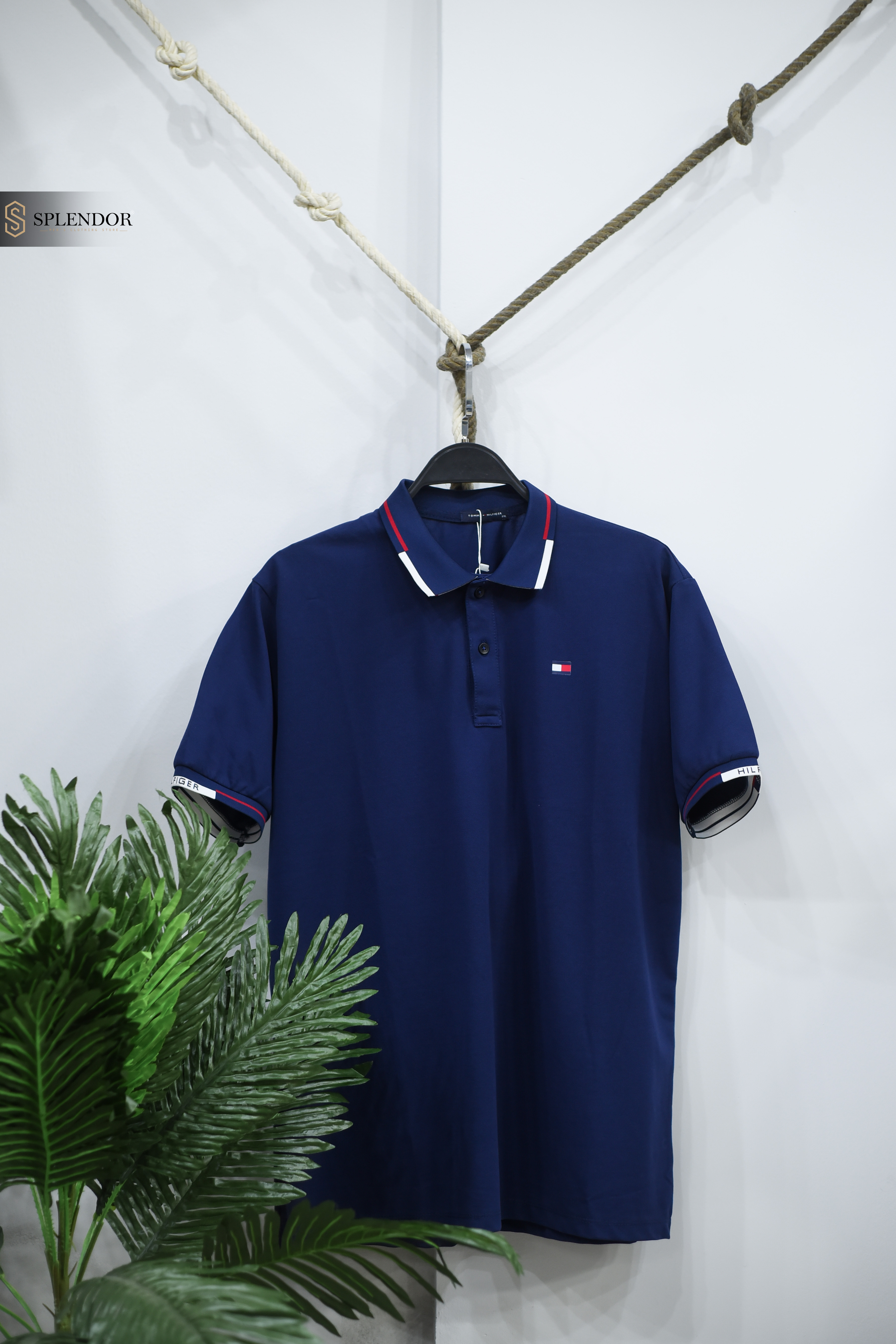 T-SHIRT POLO (TOMMY) بخامه صيفيه مريحه