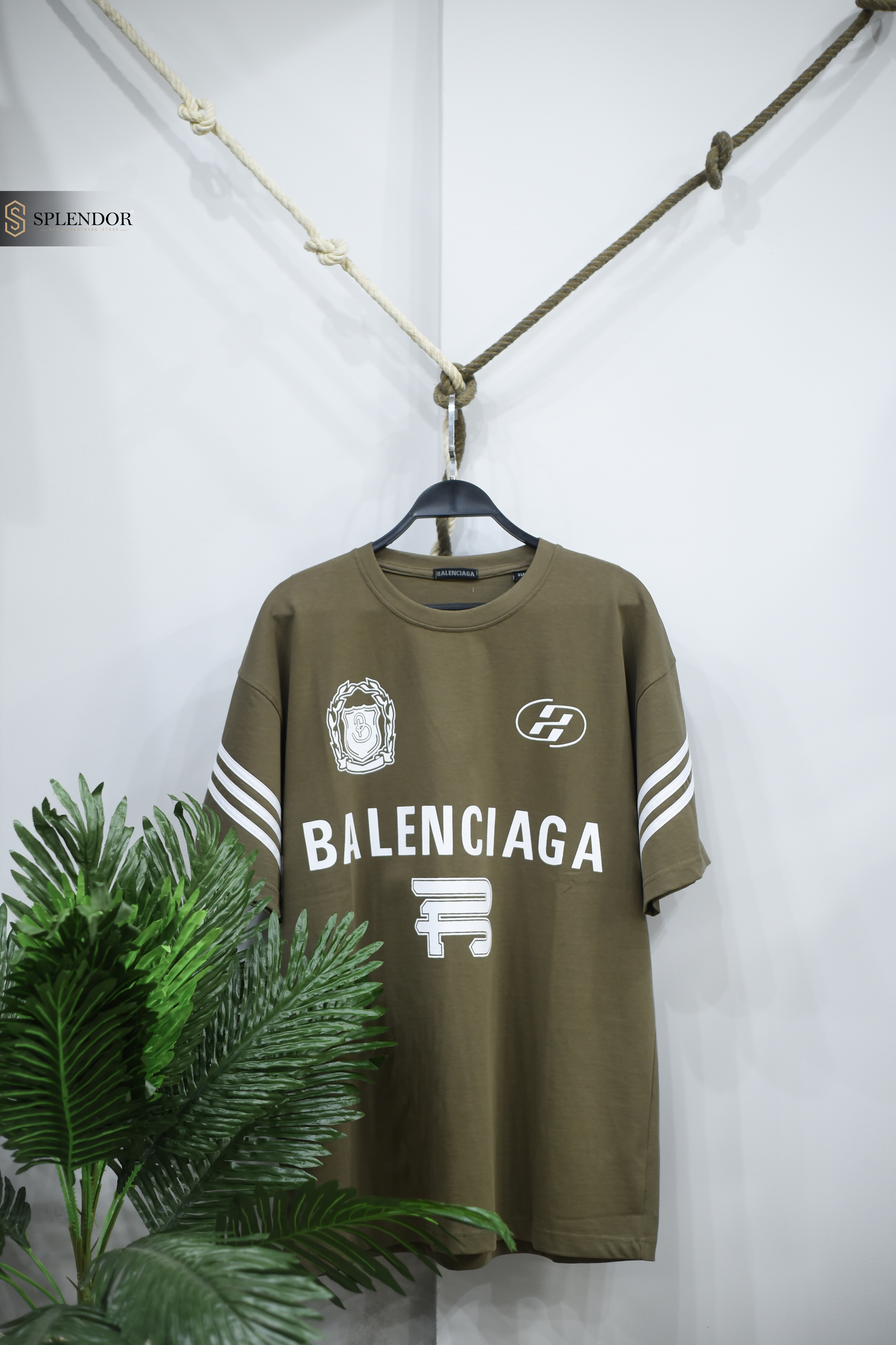 بخامه صيفيه مريحه( T-SHIRT (BALENCIAGA