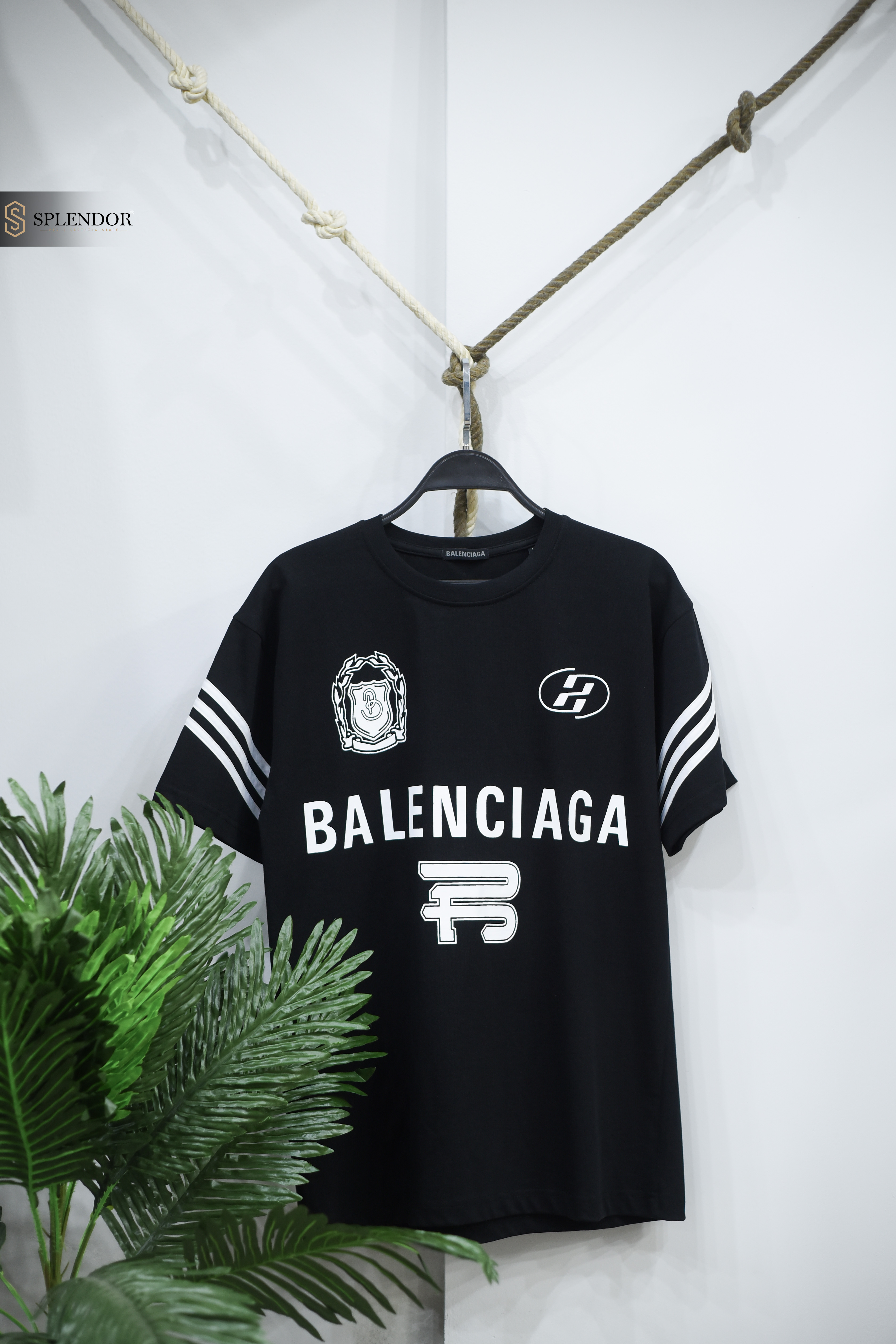 بخامه صيفيه مريحه( T-SHIRT (BALENCIAGA