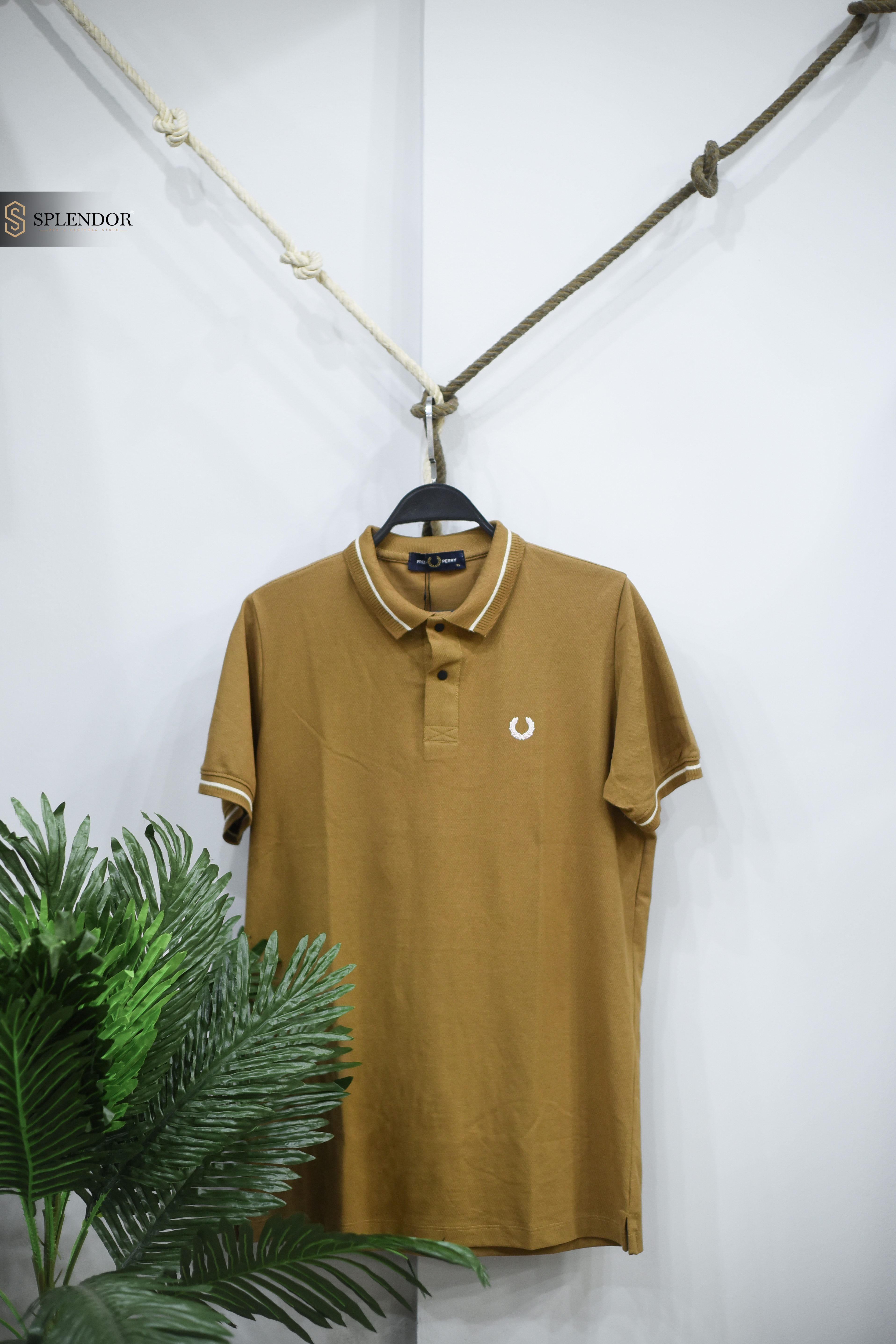 بخامه صيفيه مريحه T-SHIRT POLO( Fred Perry)
