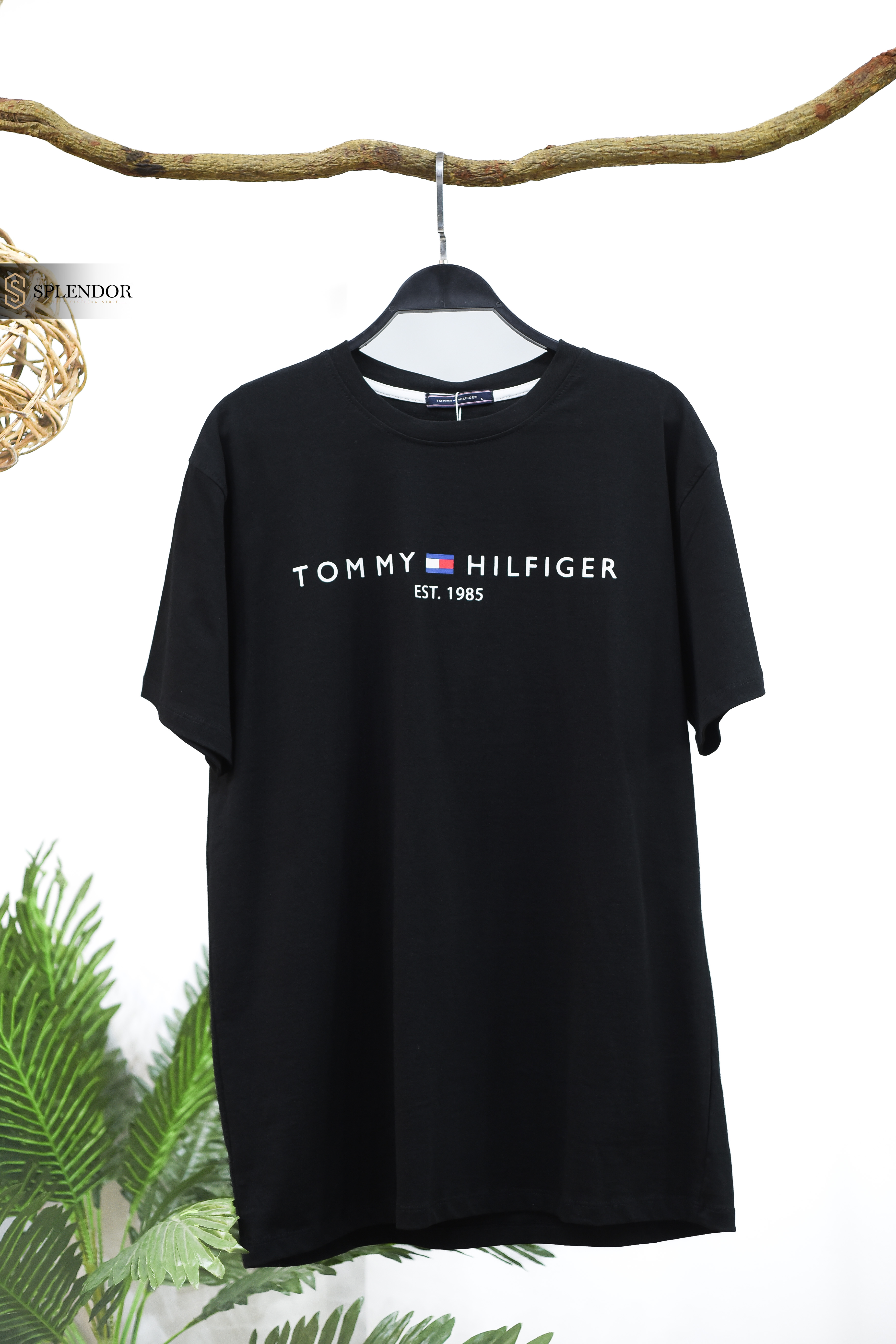 t-shirt (TOMMY) بخامه صيفيه مريحه
