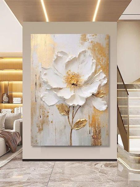 🌸✨ زهرة الفخامة الذهبية