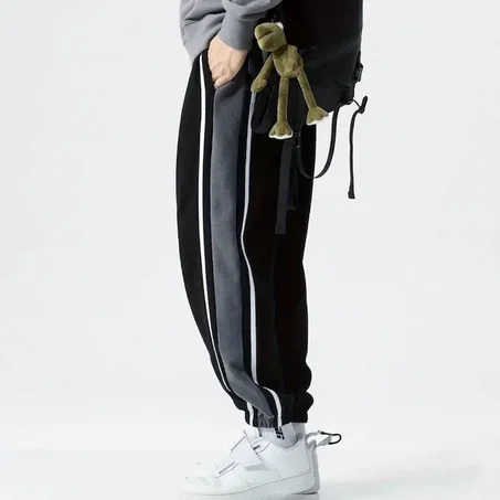 THE WOLFZ JOGGER JUMP