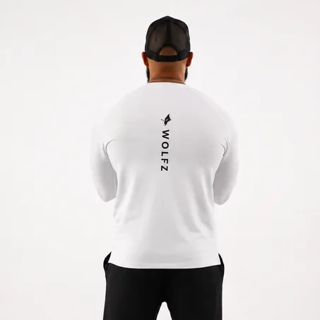 THE WOLFZ LONGSLEEVE FIT ACTIVE