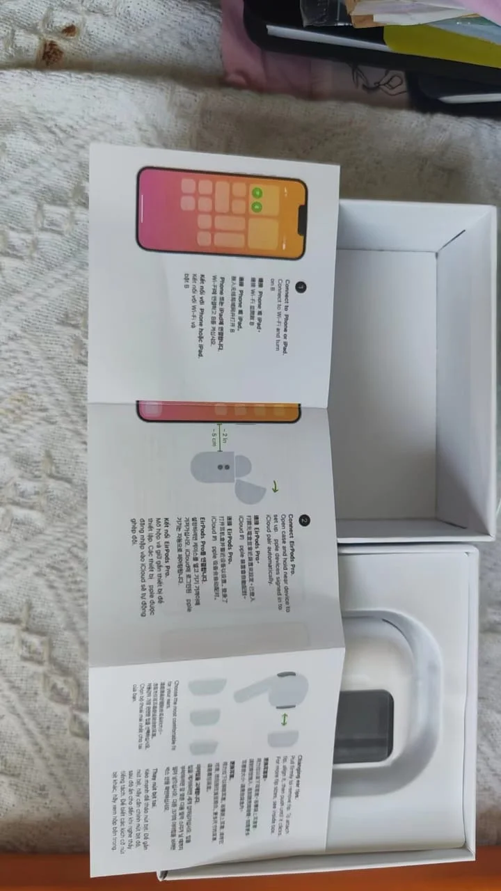 سماعات أذن لاسلكية مع شاشة تعمل باللمس  مميزات المنتج: