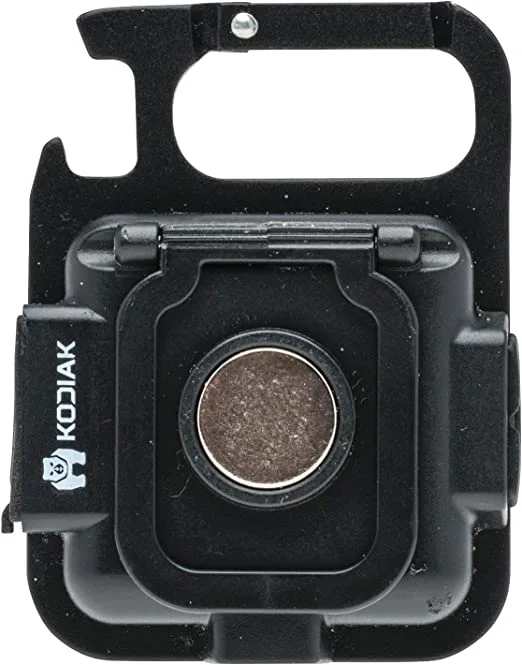 ضوء عمل LED من الألومنيوم القابل لإعادة الشحن من كودياك كومبانيون 500 لومن | 3 أنماط سطوع أبيض | 6 أوضاع مسند/مقبض | تقييم CRI >94 | حلقة تثبيت زنبركية | فتاحة زجاجات | مقاومة للما