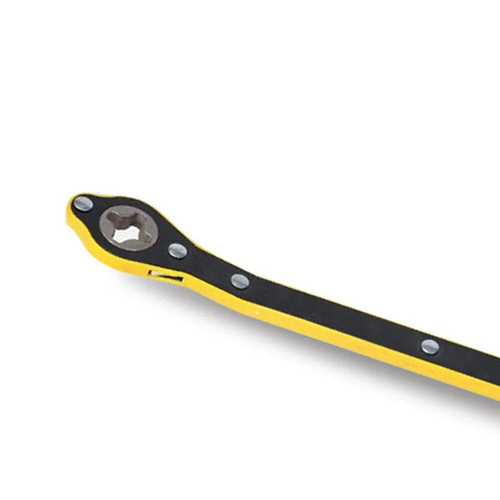 أداة لمساعدة الرافعة باستخدامها، يمكن رفع السيارة بسهولة