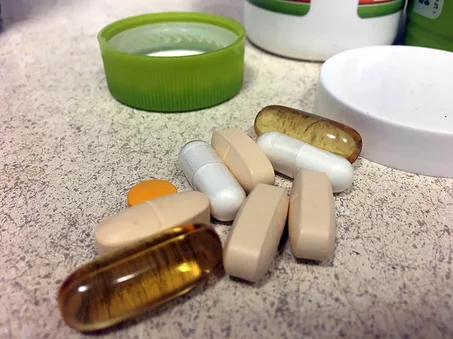 مكملات غذاءية